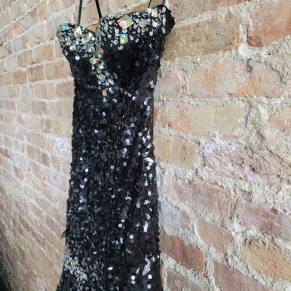 Dancing Queen Black Strapless Sequin Mermaid Form… - image 4